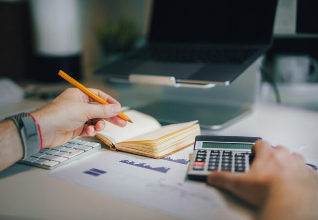 O Copom revisa o juro 8 vezes por ano e você, nenhuma: o checklist de 20 minutos para 4 de novembro